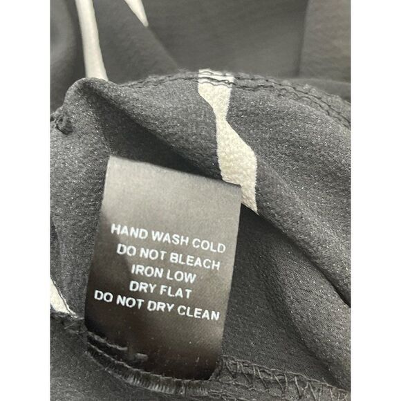 Haute Monda Black & White Striped Shorts Size M - Picture 5 of 8